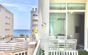 Luxurious 2 Bedrooms Apartment, 30 Meter From Beach